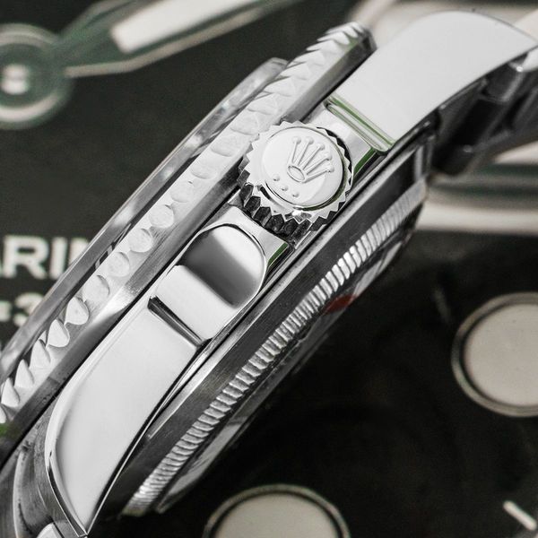 Rolex Sea-Dweller 16600